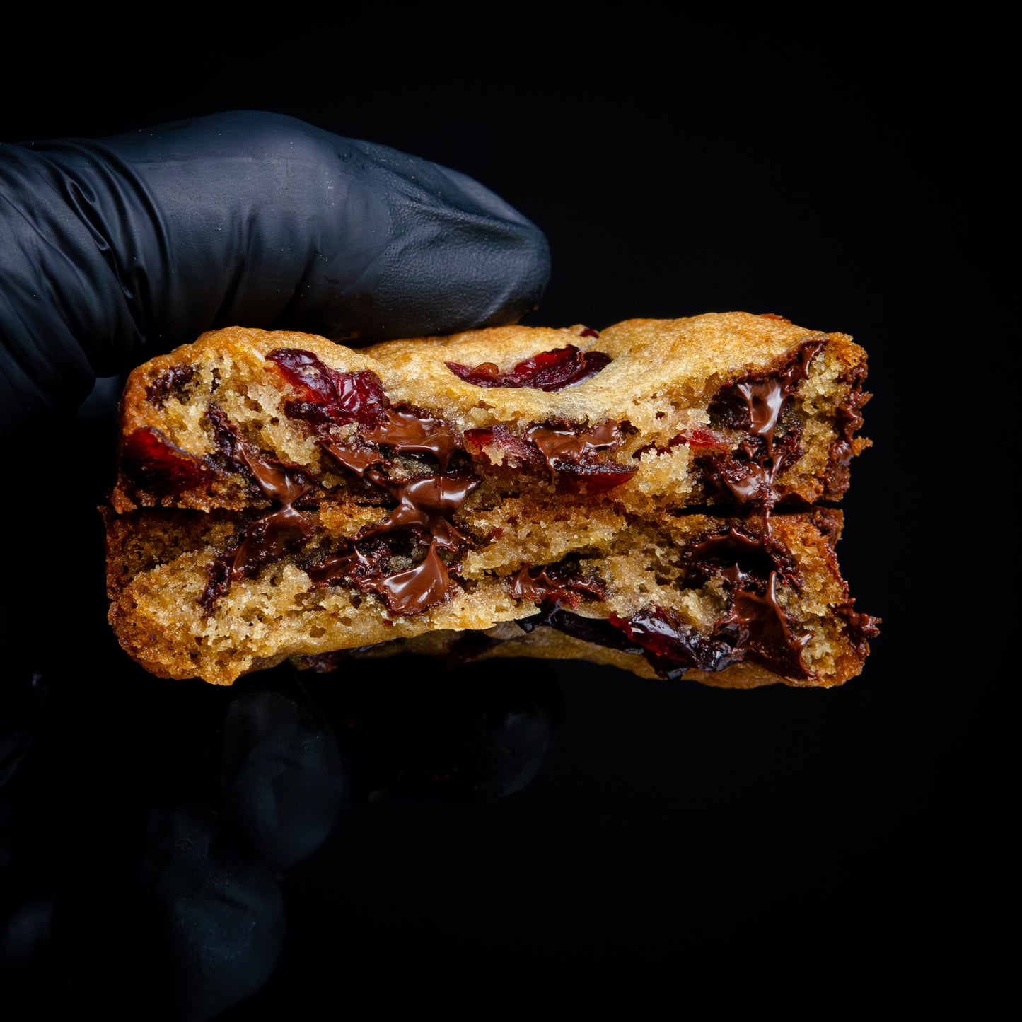 Cranberry chocolate chip cookie